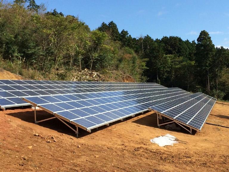 太陽光発電ムラオリジナル架台施工事例静岡県伊豆完成写真です